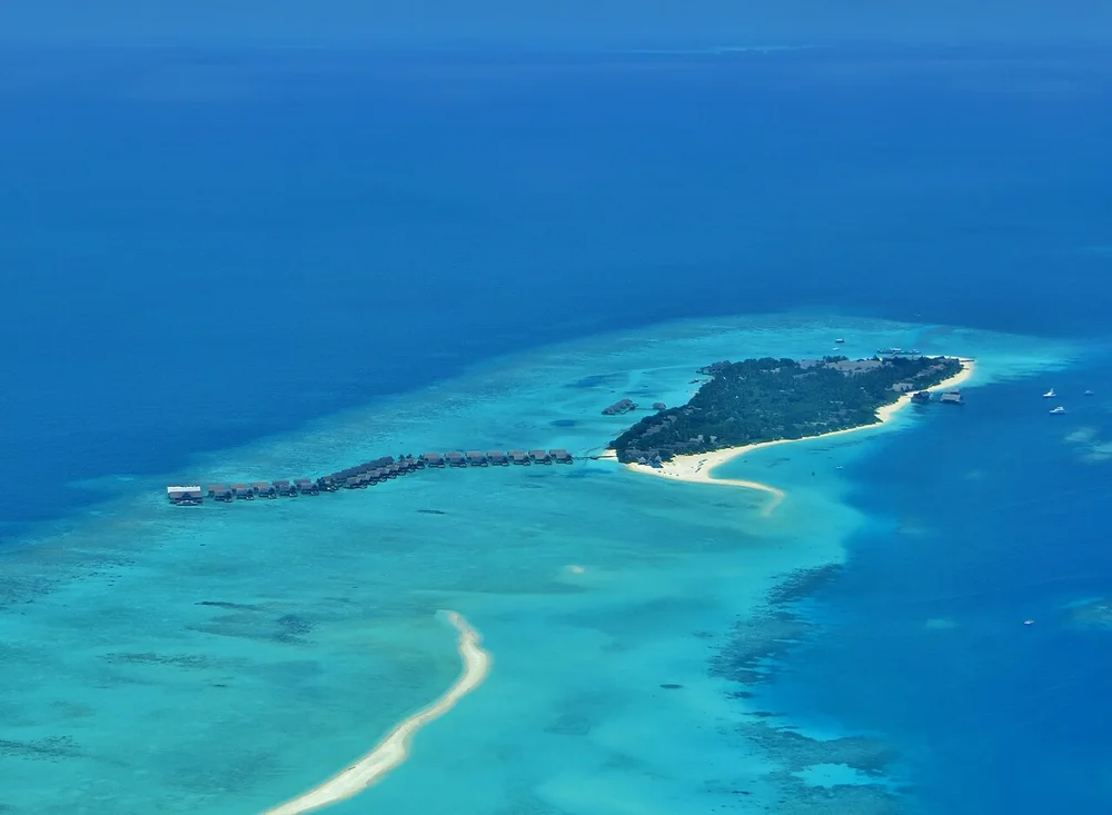 File:Landaa Giraavaru vue du ciel.JPG